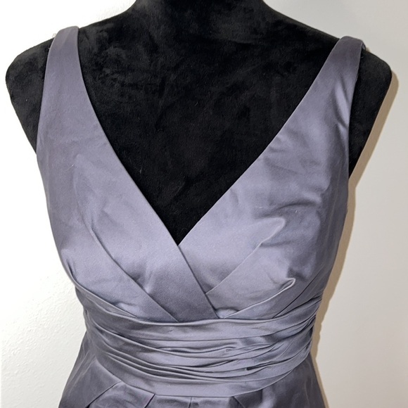 David’s Bridal gray sleeveless cotton sateen V neck silhouette dress Sz 2 - Picture 2 of 7